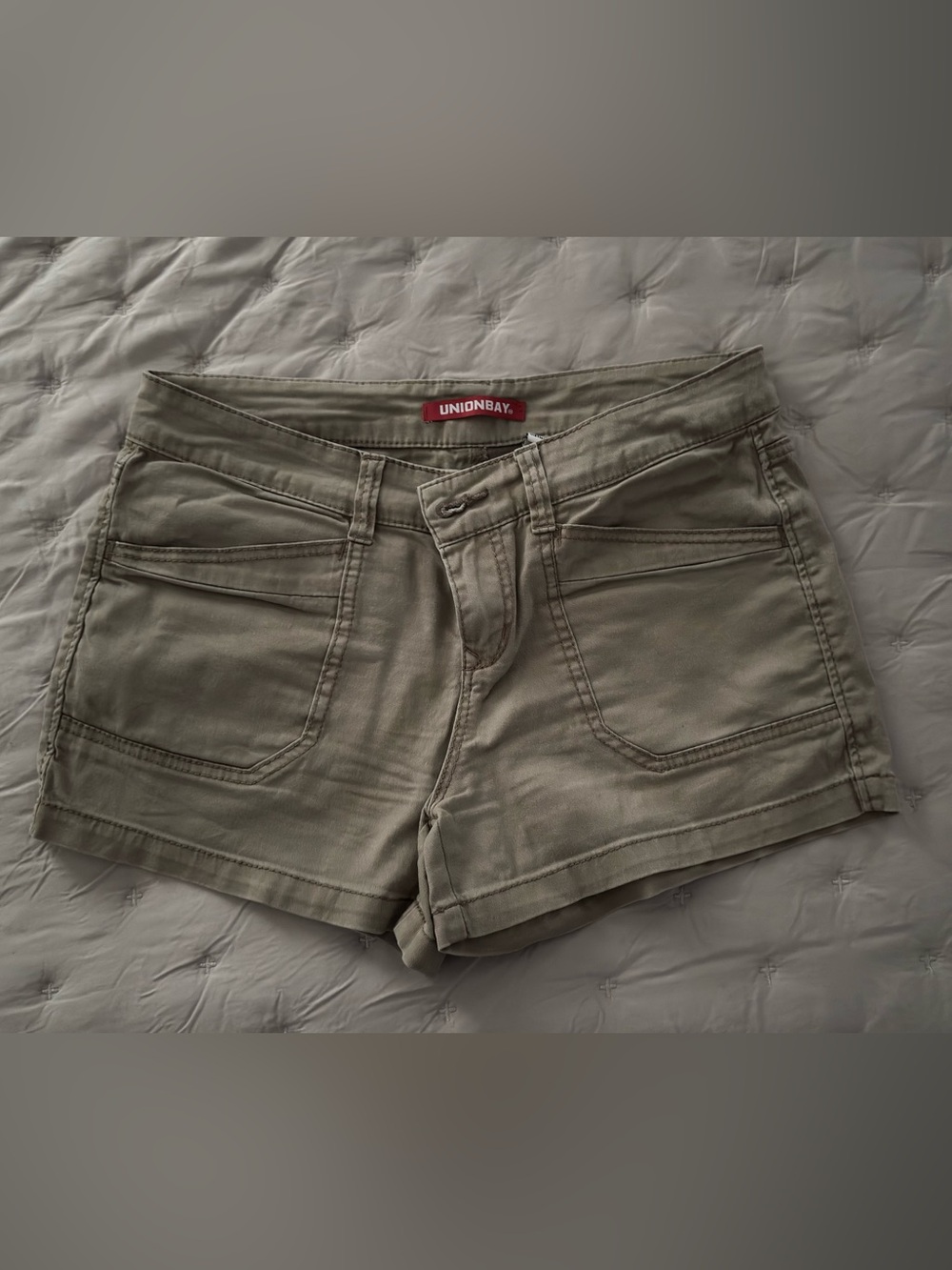 Unionbay Women's Beige Utility Shorts